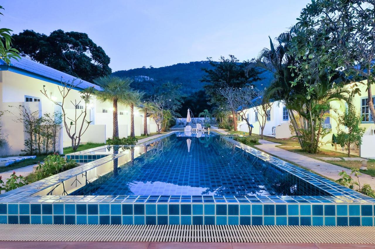 March Samui Resort Mae Nam Exterior photo